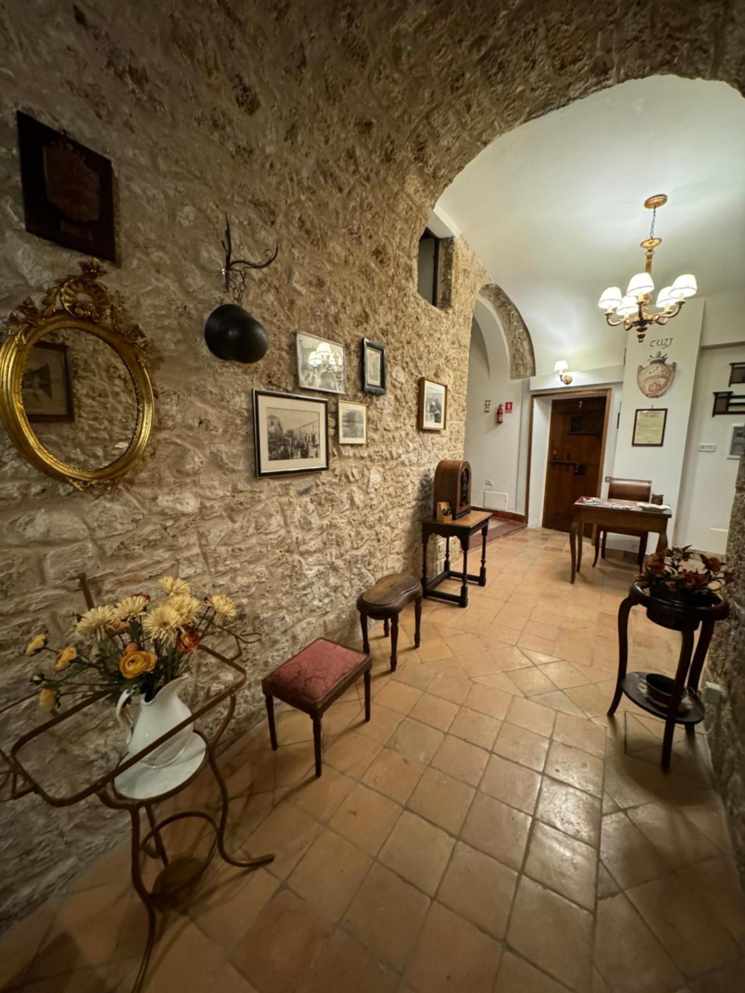 Le Prigioni Del Palazzo B&B Sora Dış mekan fotoğraf