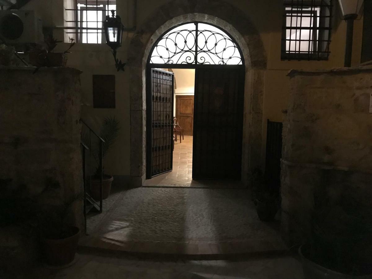 Le Prigioni Del Palazzo B&B Sora Dış mekan fotoğraf